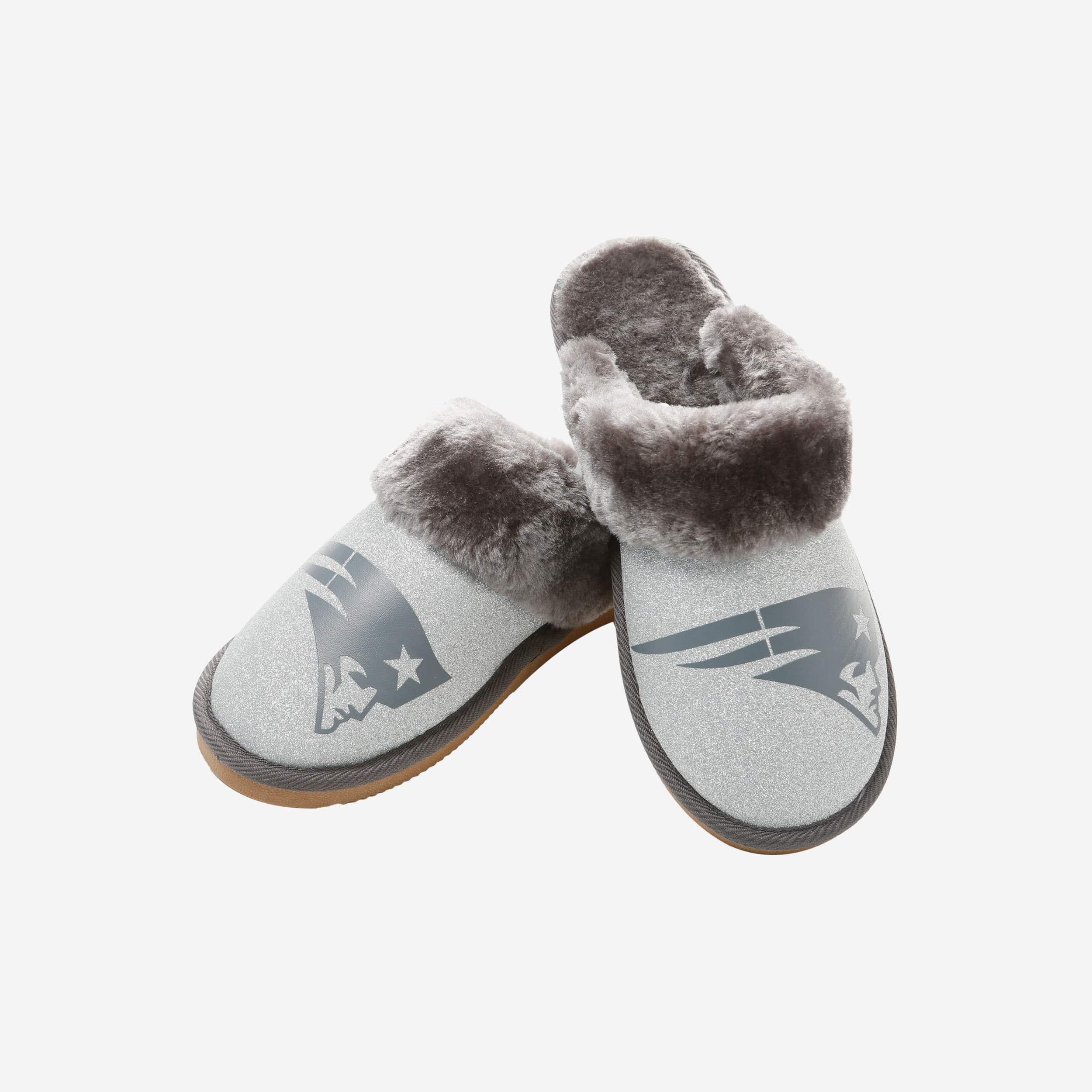 New England Patriots Womens Glitter Open Back Fur Moccasin Slipper 4 New England Patriots Womens Glitter Open Back Fur Moccasin Slipper