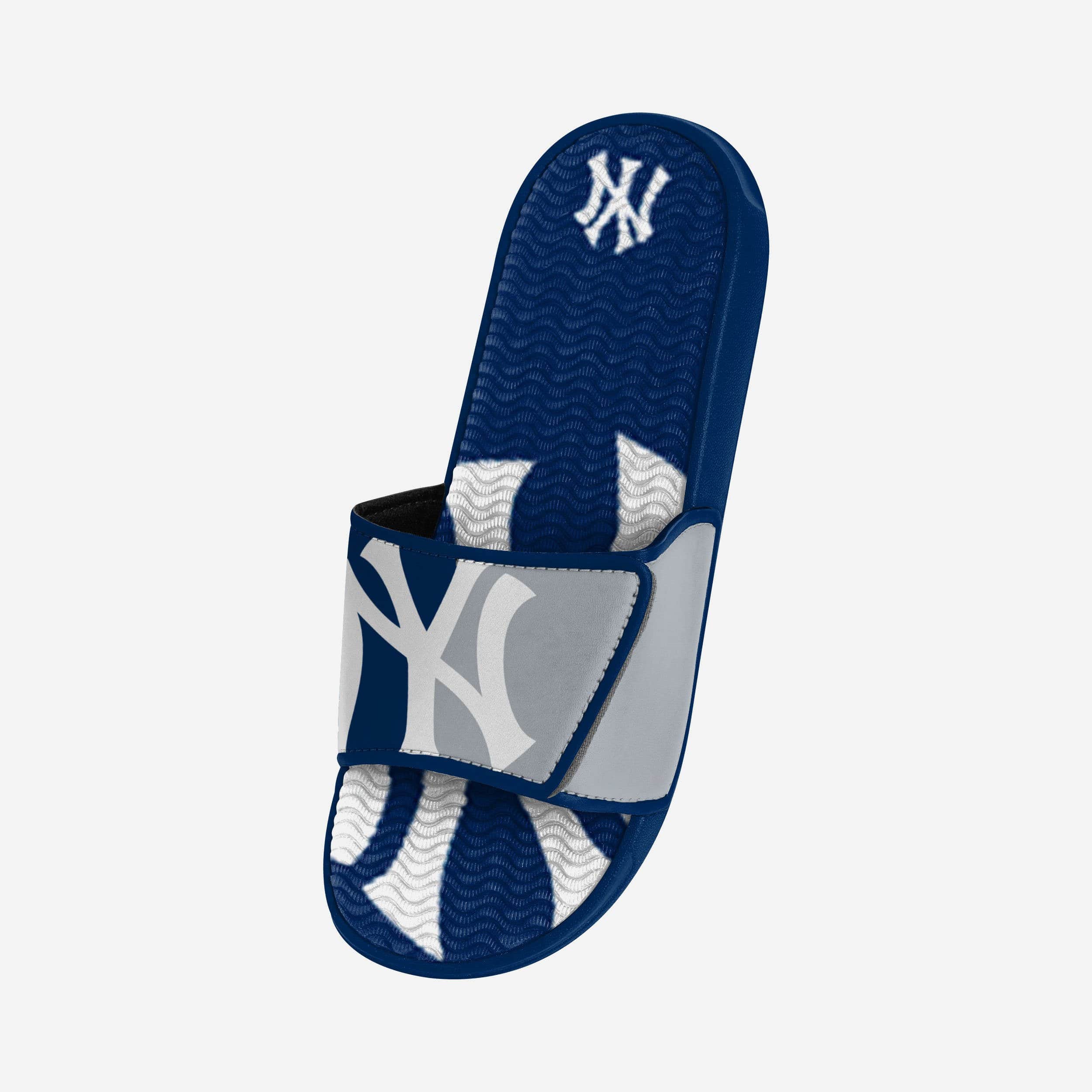 New York Yankees Colorblock Big Logo Gel Slide 2 New York Yankees Colorblock Big Logo Gel Slide