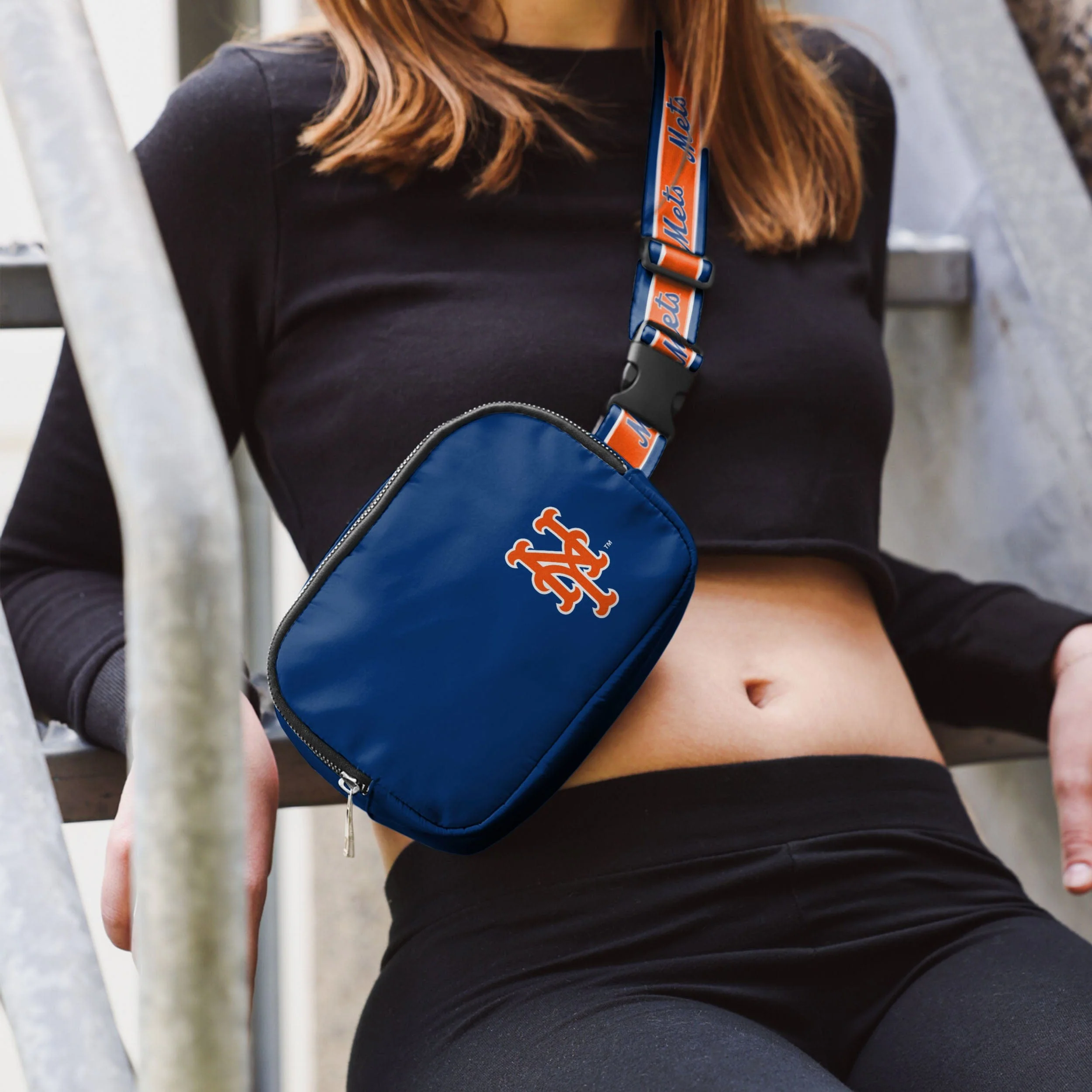 New York Mets Team Wordmark Crossbody Belt Bag 3 New York Mets Team Wordmark Crossbody Belt Bag