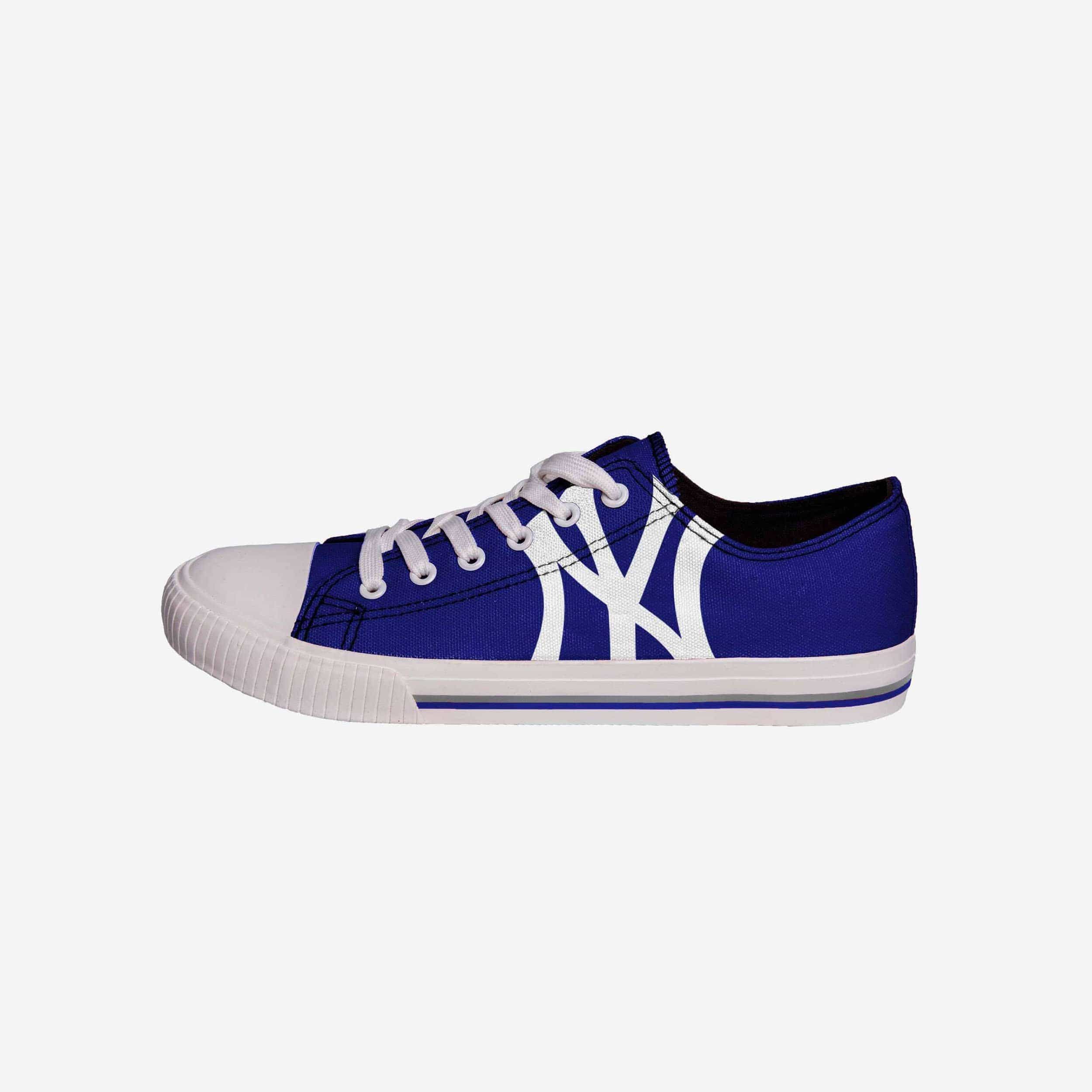 New York Yankees Mens Low Top Big Logo Canvas Shoe
