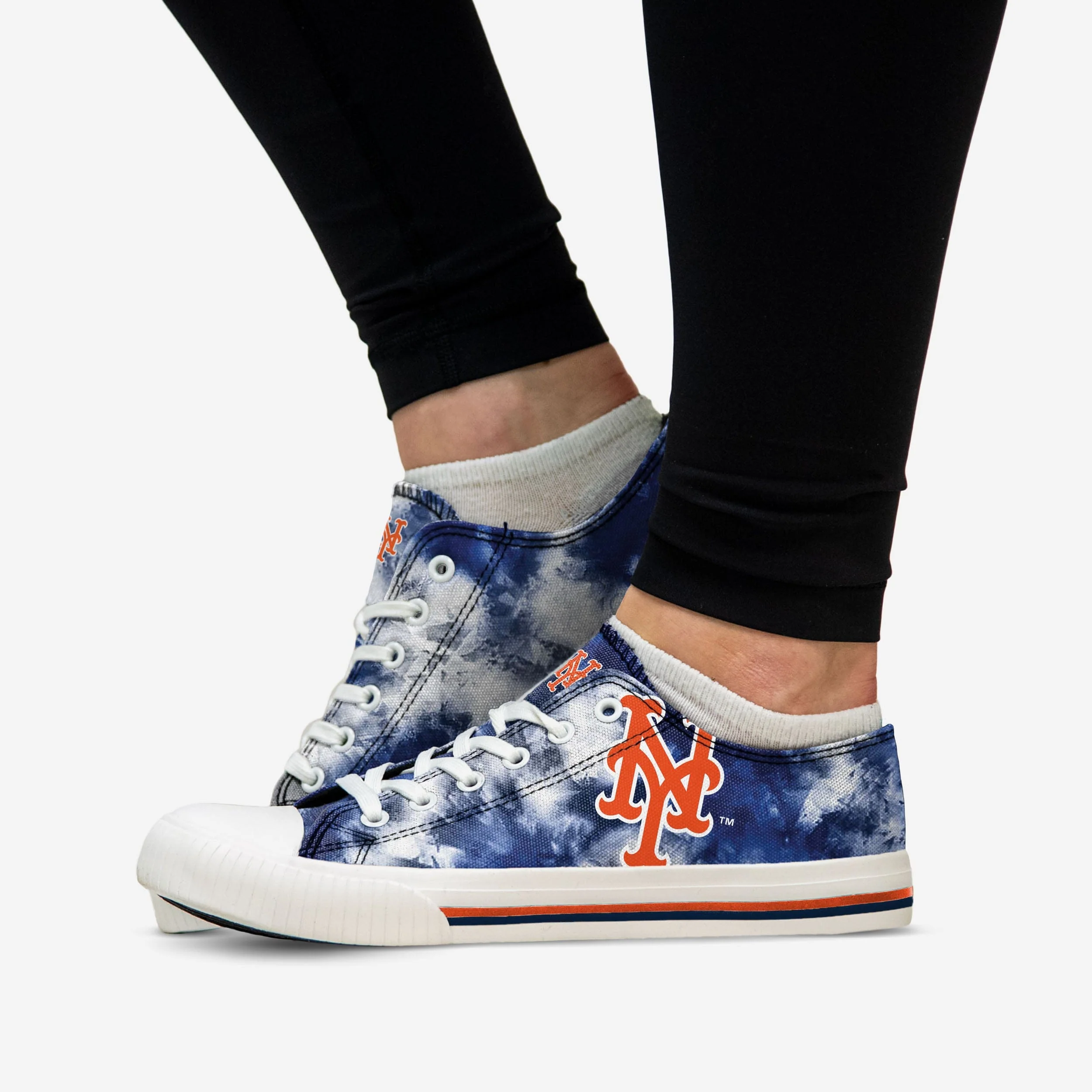 New York Mets Womens Low Top Tie-Dye Canvas Shoe 4 New York Mets Womens Low Top Tie-Dye Canvas Shoe