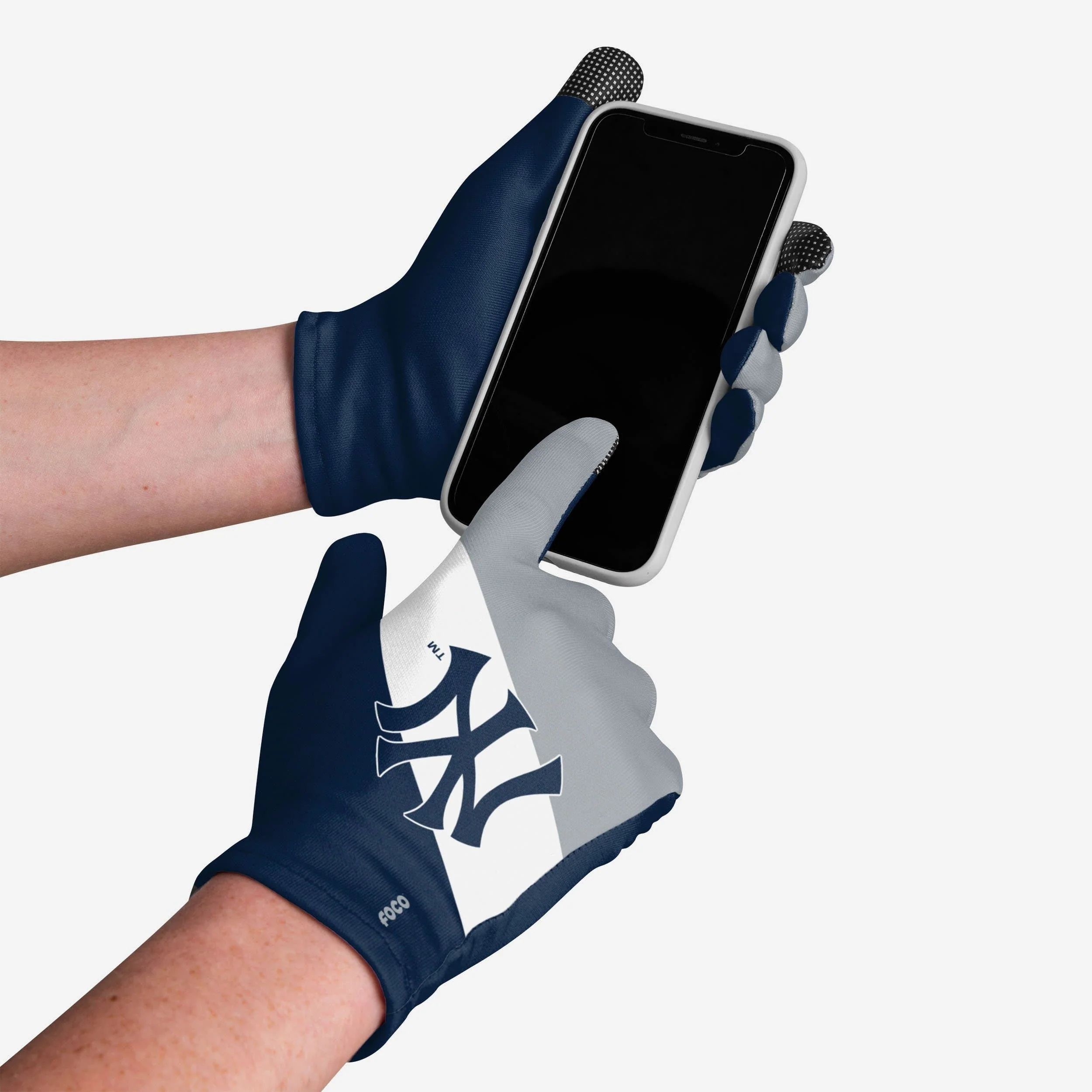 New York Yankees 2 Pack Reusable Stretch Gloves 2 New York Yankees 2 Pack Reusable Stretch Gloves