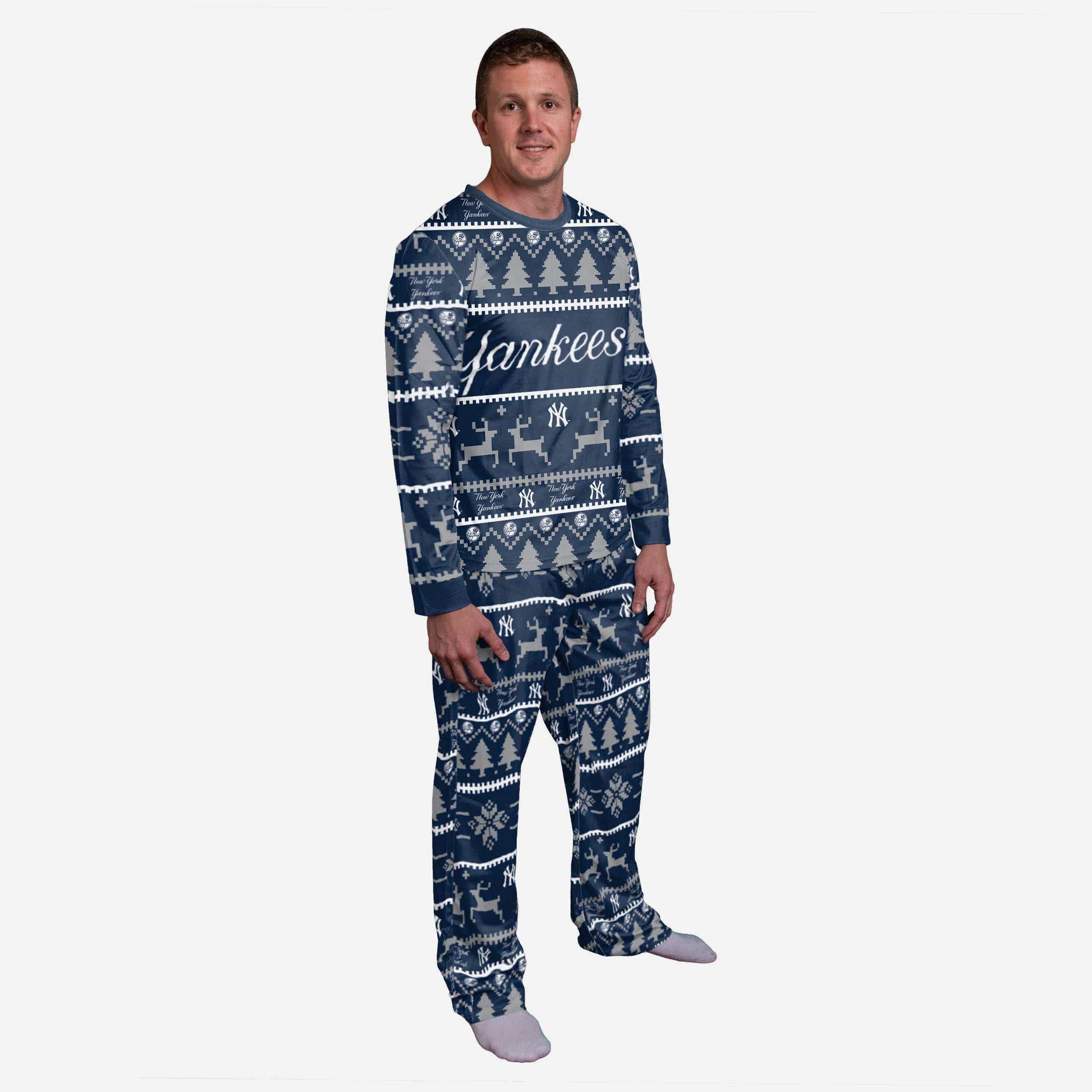 New York Yankees Family Holiday Pajamas 1 New York Yankees Family Holiday Pajamas