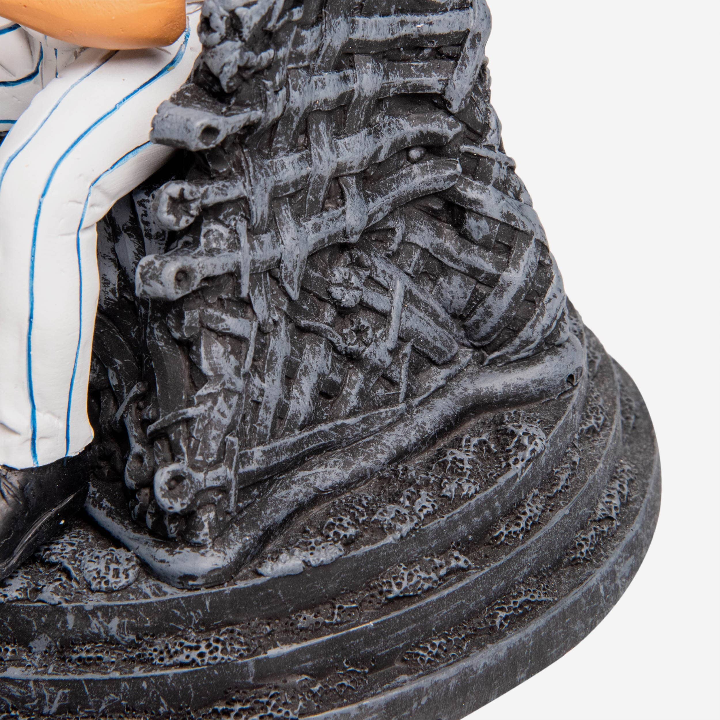 Game of Thrones™ New York Yankees Aaron Judge Iron Throne Bobblehead 5 Game of Thrones™ New York Yankees Aaron Judge Iron Throne Bobblehead