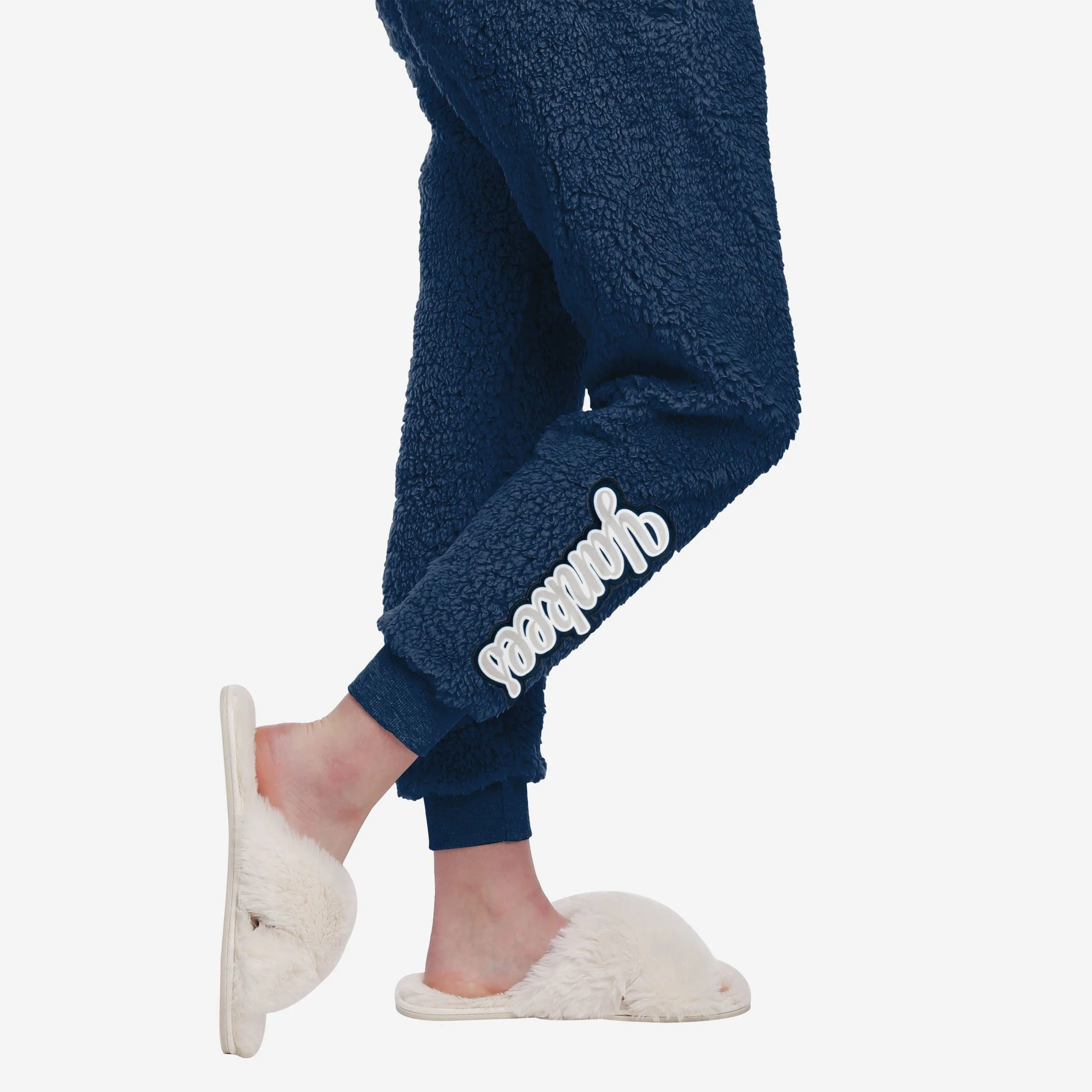 New York Yankees Womens Sherpa Lounge Set 5 New York Yankees Womens Sherpa Lounge Set