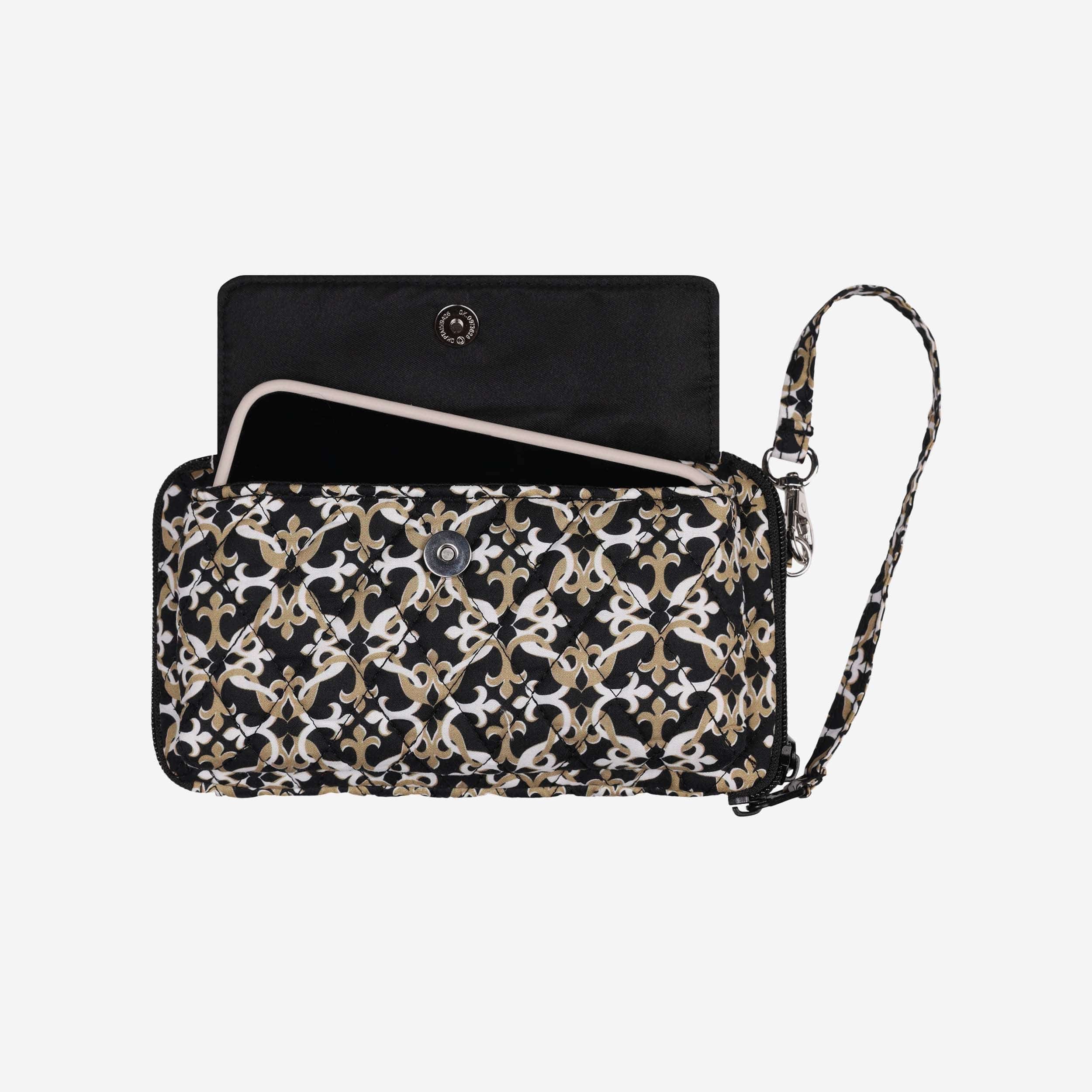 New Orleans Saints Quilted Printed Wristlet 4 New Orleans Saints Quilted Printed Wristlet